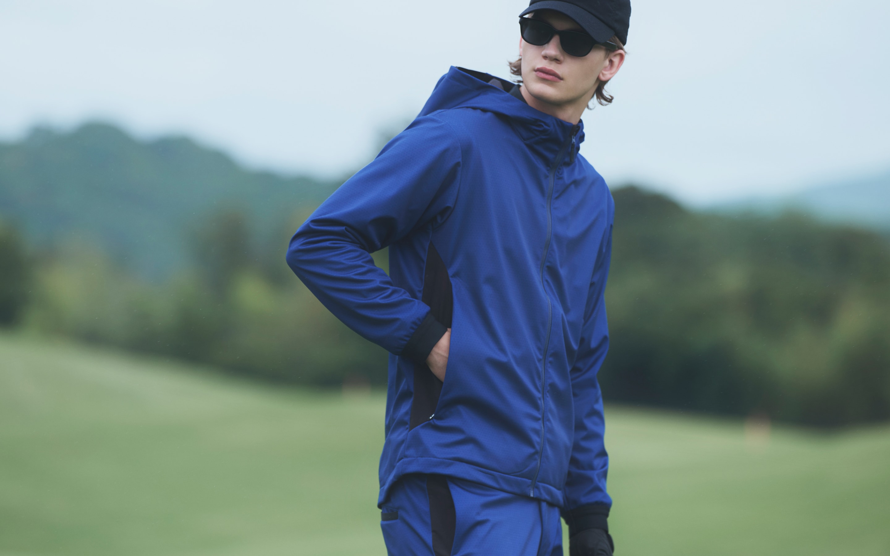 新品❤️anew golfポロシャツ ピンクと黒の葉模様 新品❤️anew golfポロシャツ ピンクと黒の葉模様 - メルカリ